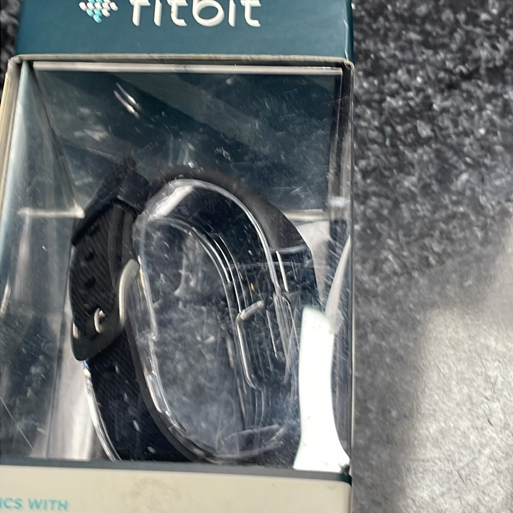 Fitbit - Picture 4 of 4